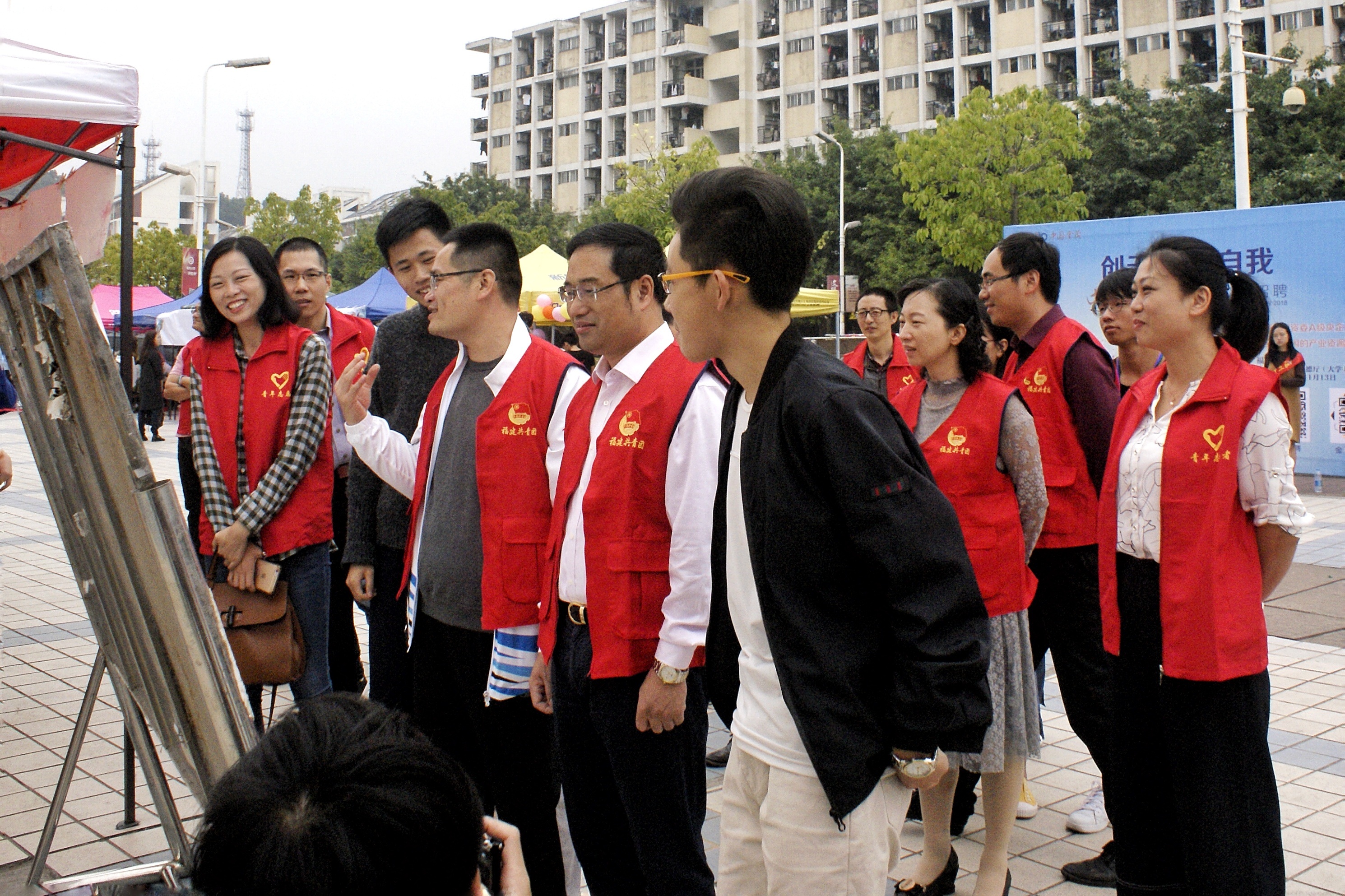 天美传媒
2016级3班“绘祖国蓝图,畅人生宏愿” 团立项活动顺利举行 (1)